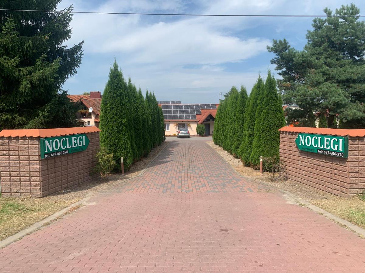 Noclegi Ciesiul Orneta ภายนอก รูปภาพ